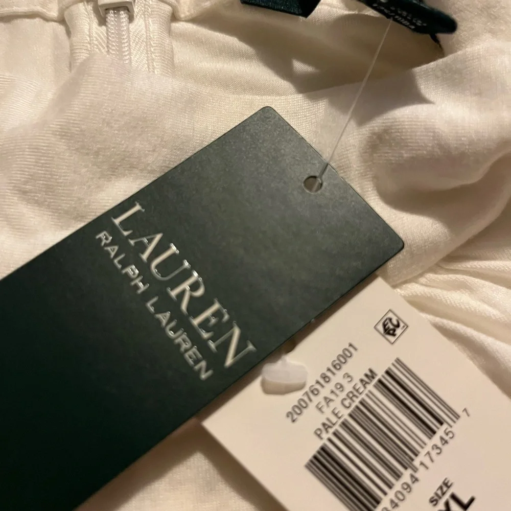 Lauren Ralph Lauren's soft jersey top. - Picture 2 of 5